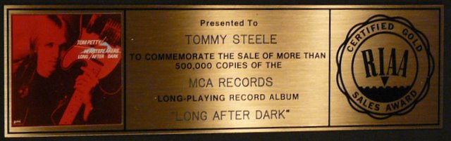 tom petty greatest hits album art. hits album art. Tom Petty